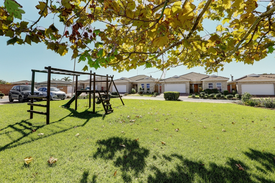 3 Bedroom Property for Sale in Sonkring Western Cape